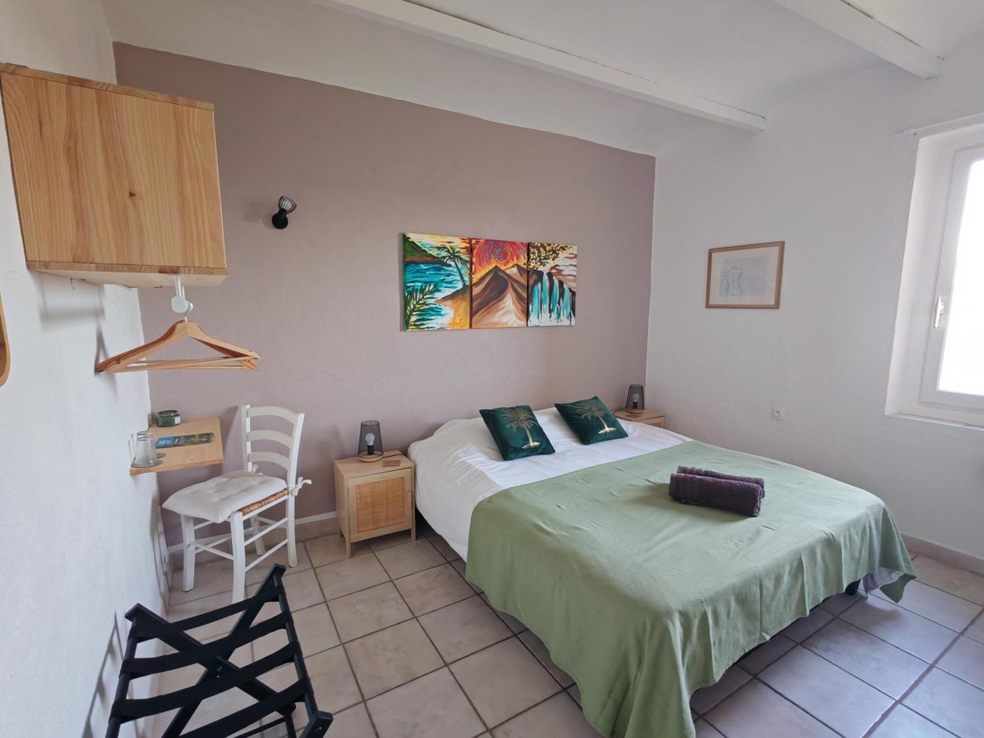Mas La Belle Ambroise - Chambres D'Hotes Et Gite Saint-Ambroix Esterno foto
