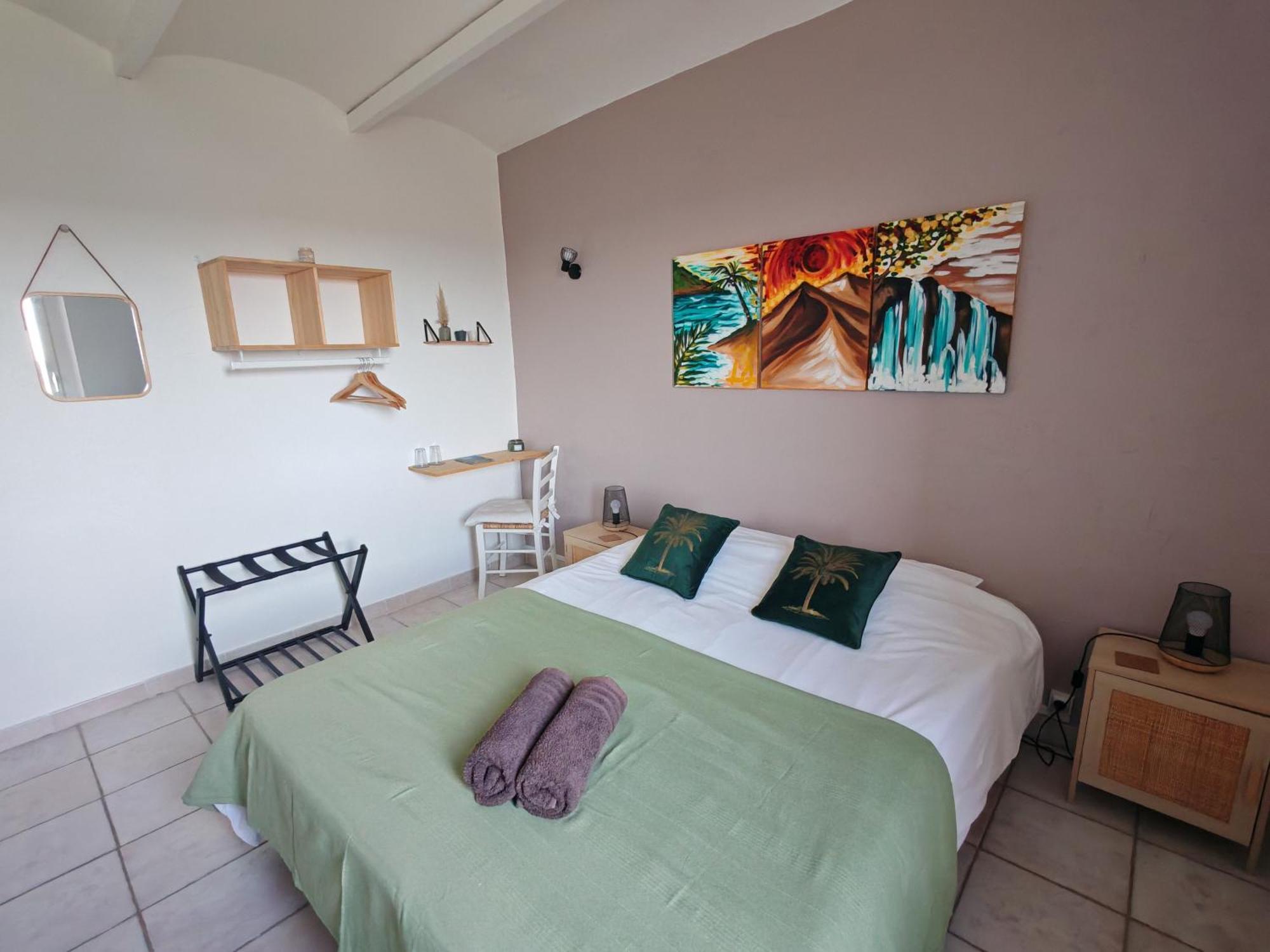 Mas La Belle Ambroise - Chambres D'Hotes Et Gite Saint-Ambroix Esterno foto
